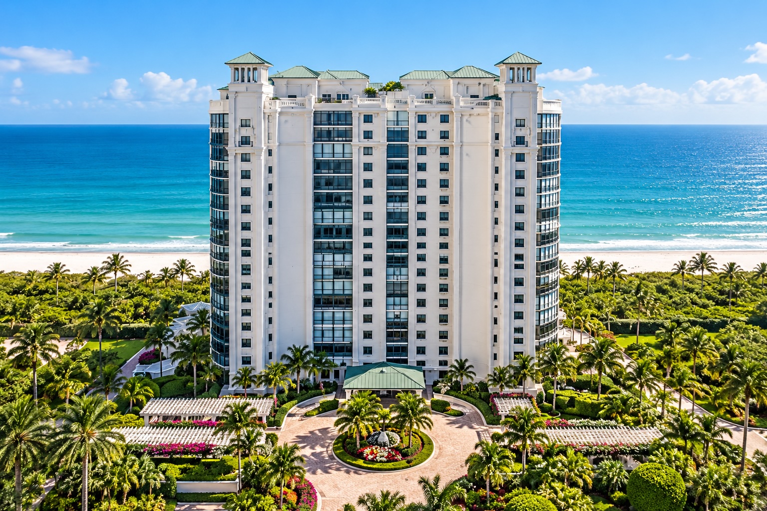 Biltmore condominium in Bay Colony